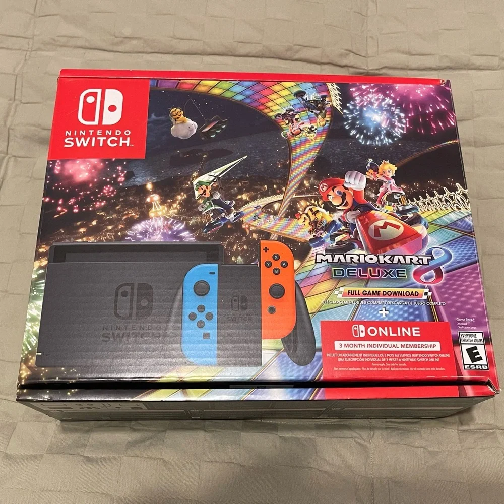Nintendo Switch , 256 Micro SD, Pro Controller , Extra Dock, Case, EXCELLENT
